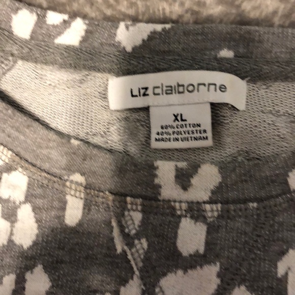 Pullover - Picture 2 of 3